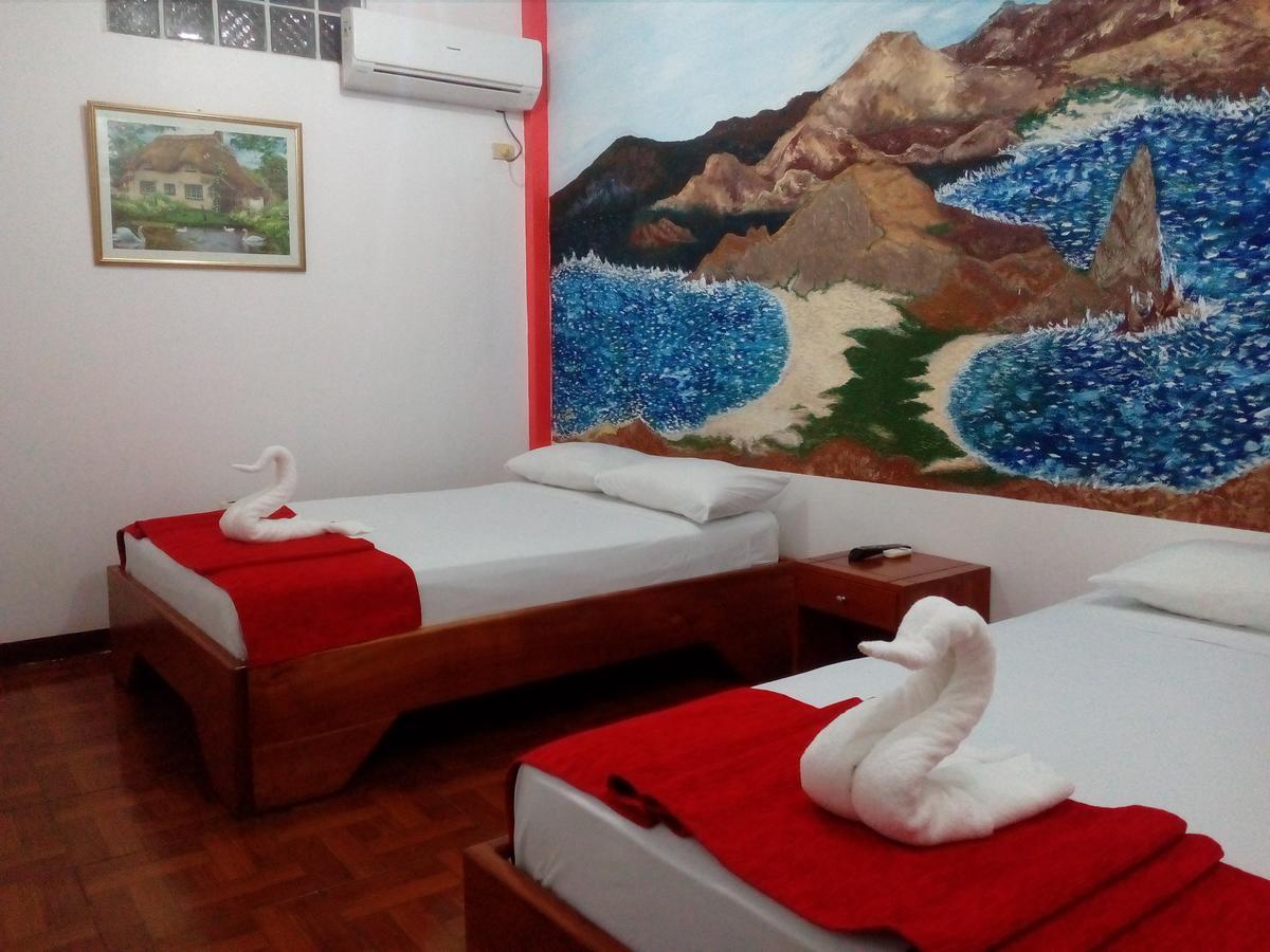 פורטו איורה Hostal El Pinzon מראה חיצוני תמונה