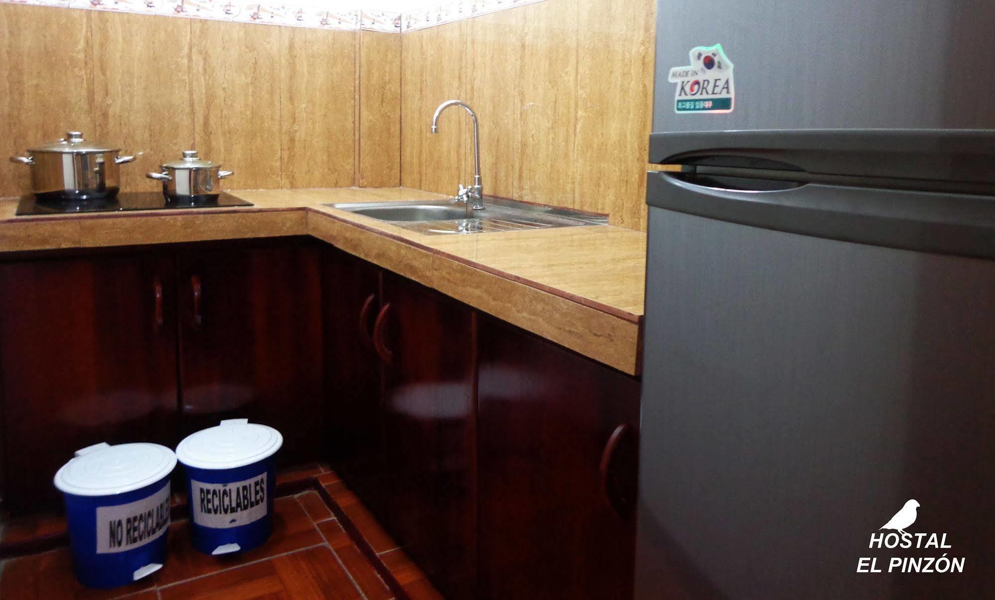 פורטו איורה Hostal El Pinzon מראה חיצוני תמונה