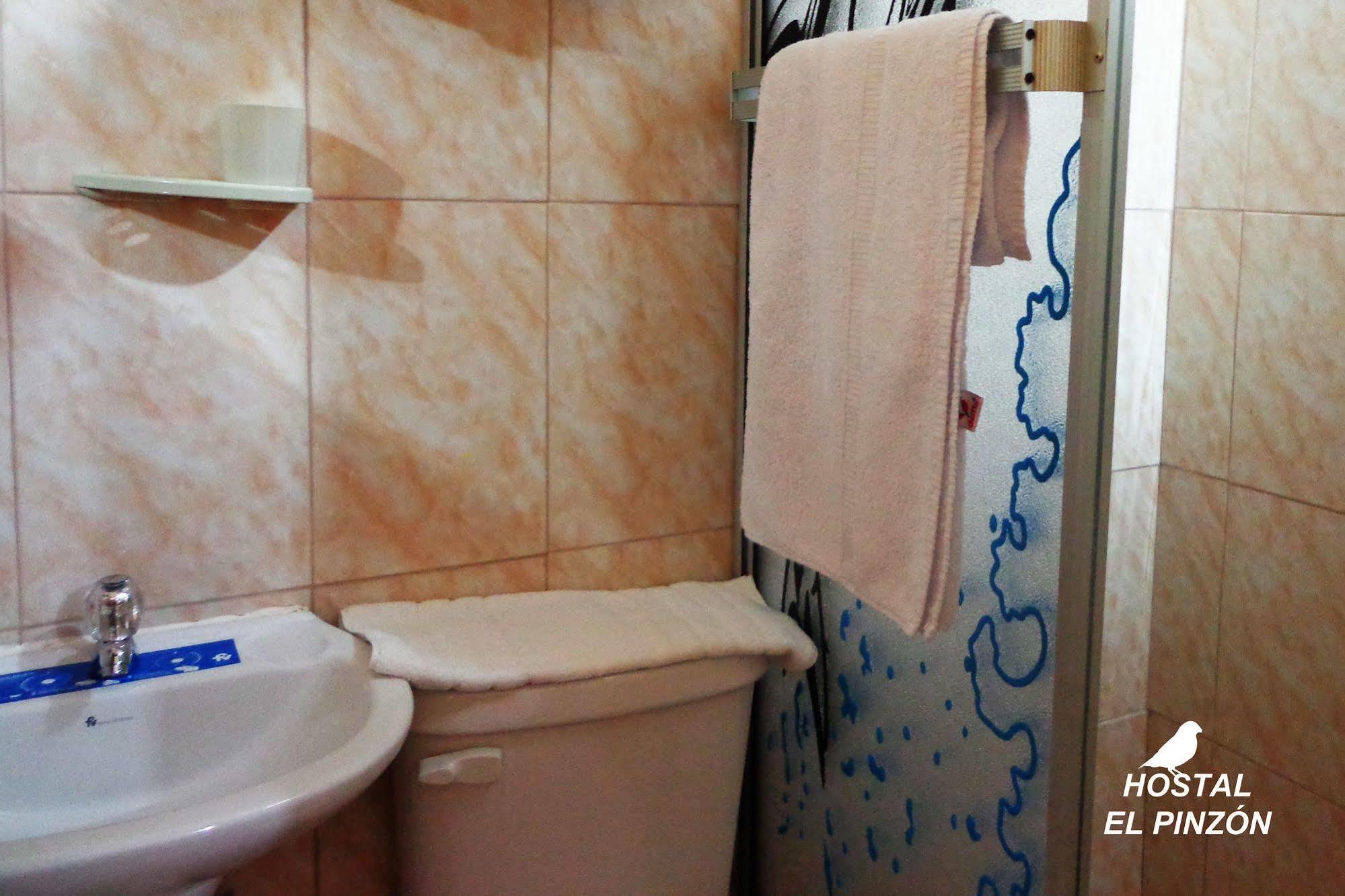 פורטו איורה Hostal El Pinzon מראה חיצוני תמונה