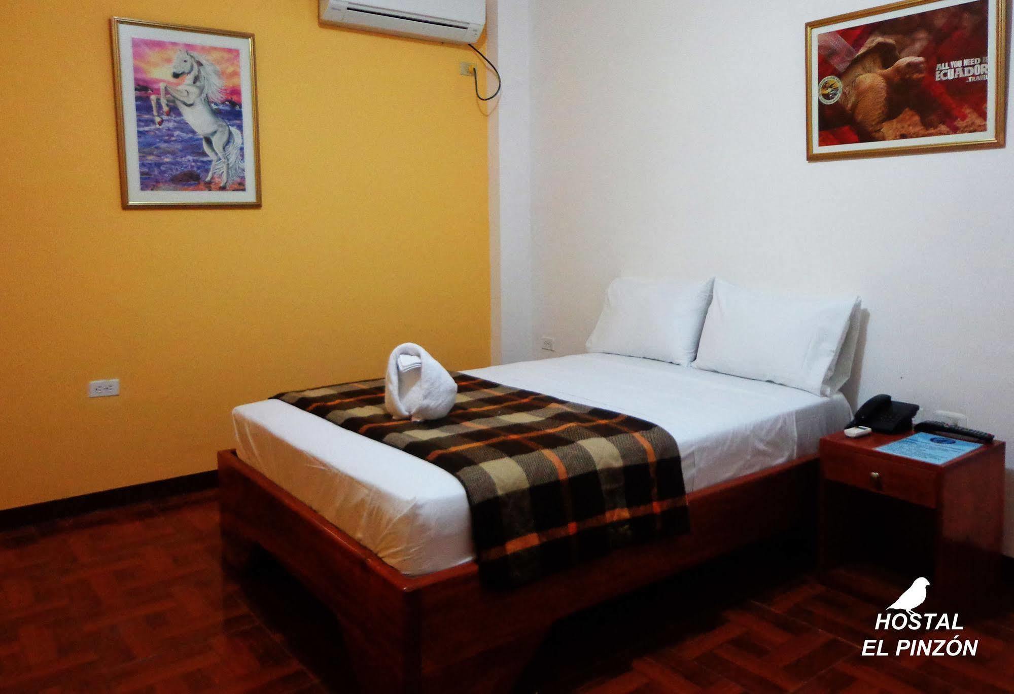פורטו איורה Hostal El Pinzon מראה חיצוני תמונה