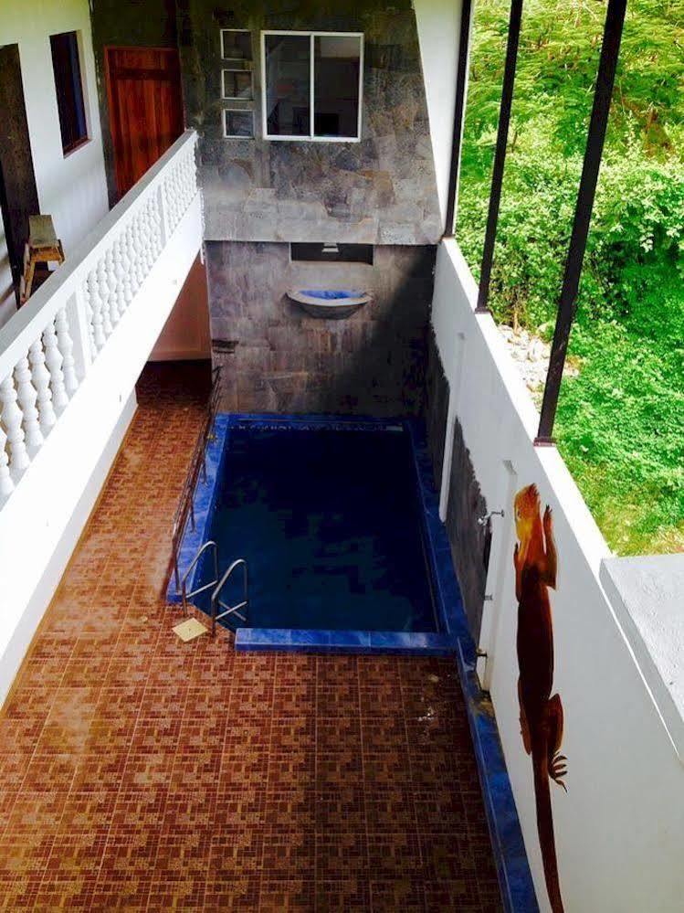 פורטו איורה Hostal El Pinzon מראה חיצוני תמונה